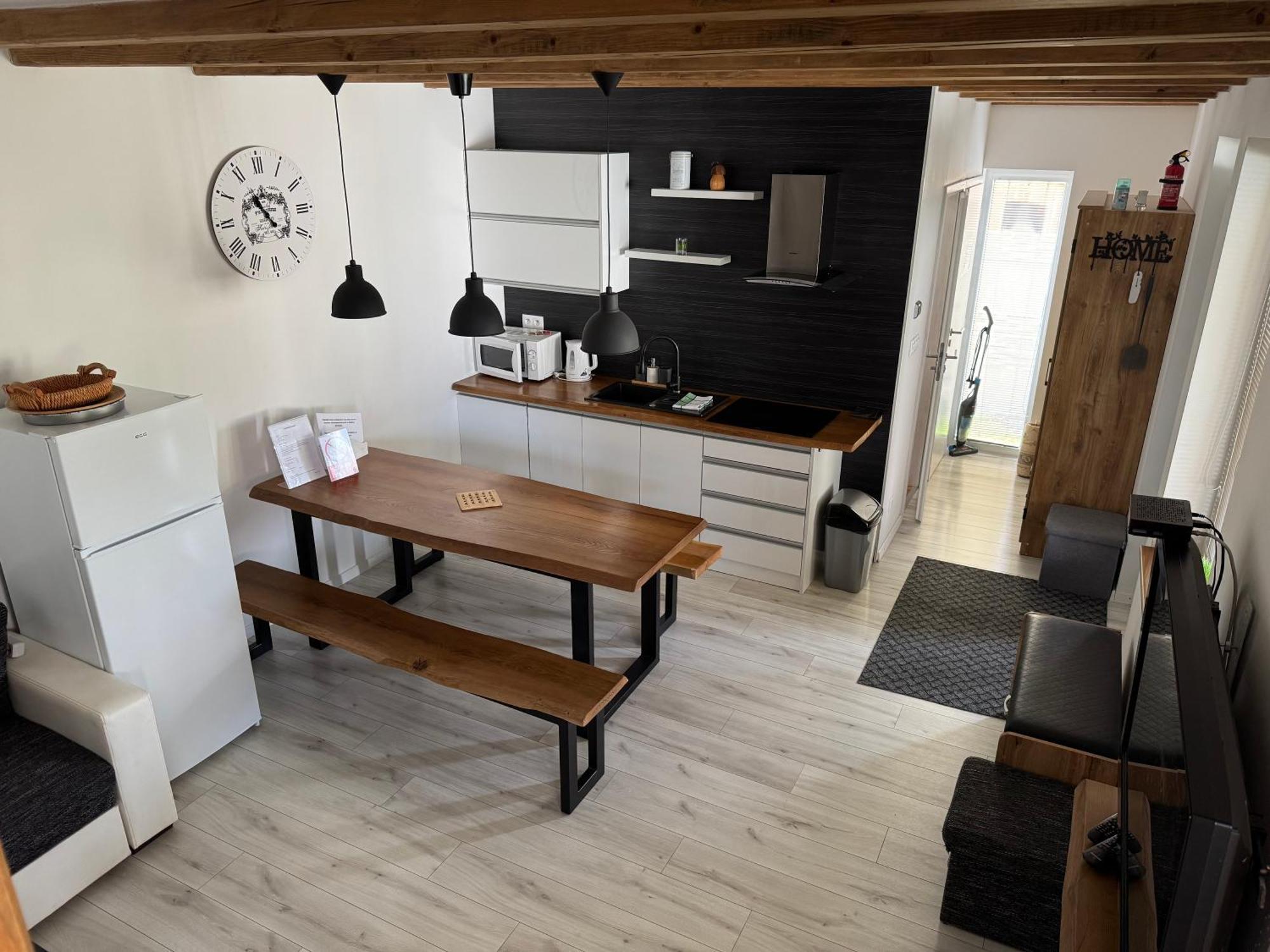 Vikendovy Dom Hlboka Villa Dunajska Streda Luaran gambar